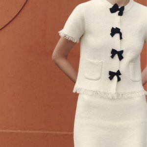 Zara Cream and Black Bow Detail Set